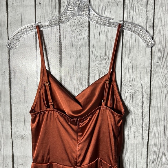 Guess Louma romper size XS in burnt saffron - Picture 6 of 13